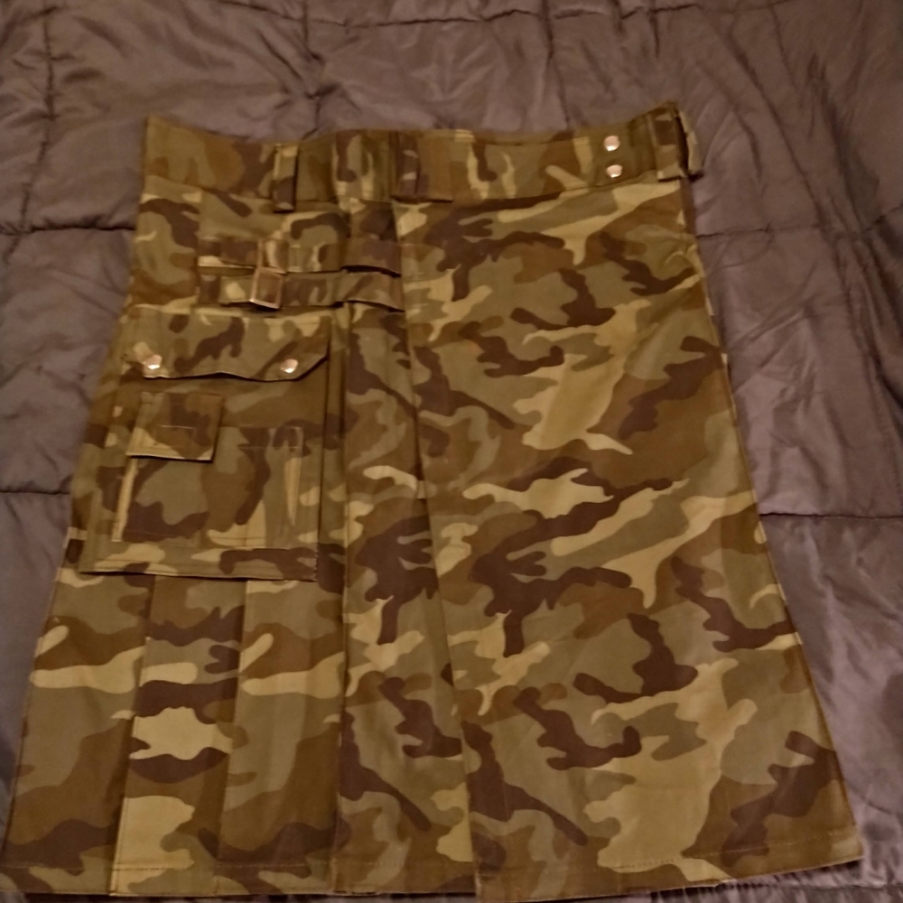 New man's kilt size 40